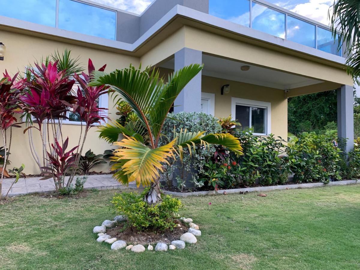 The Marina Villa De Sonja โอโชรีโอส ภายนอก รูปภาพ
