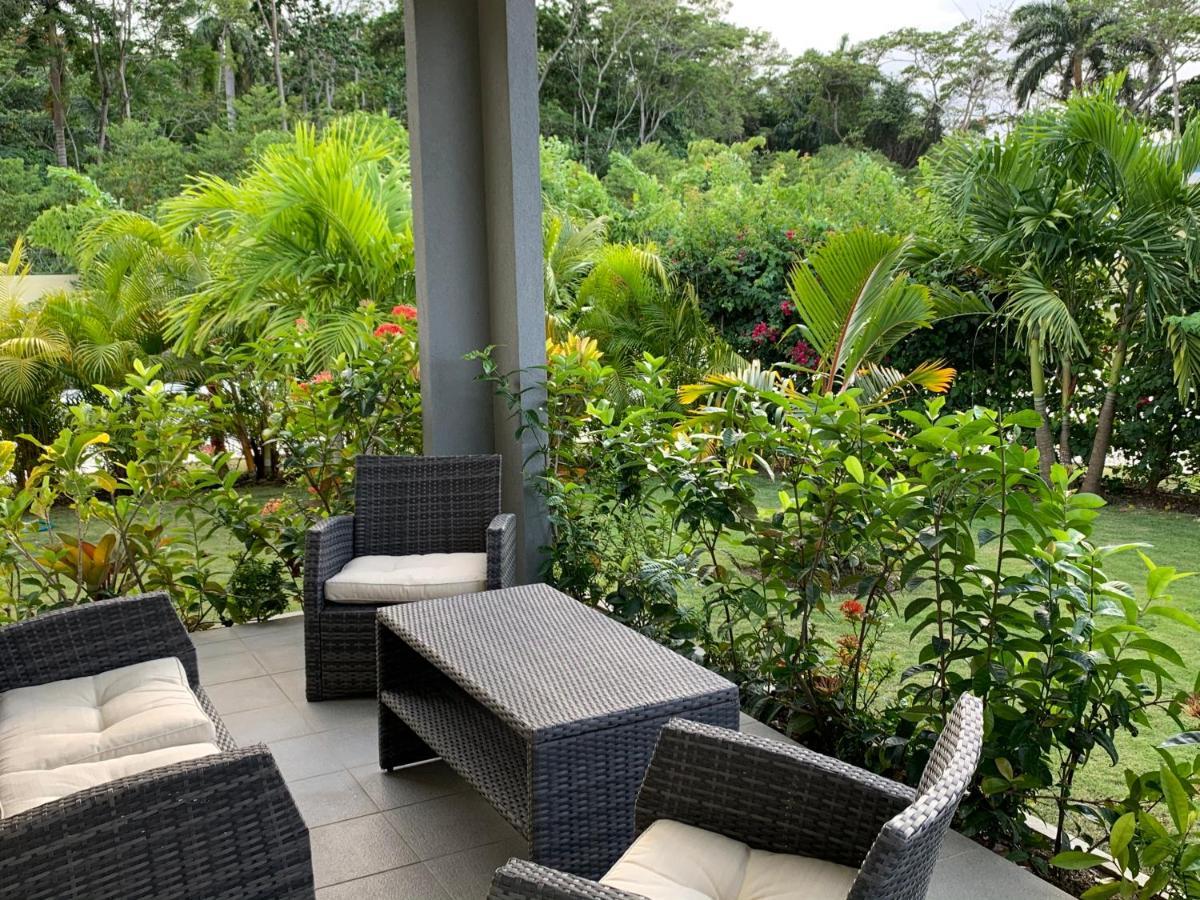 The Marina Villa De Sonja โอโชรีโอส ภายนอก รูปภาพ