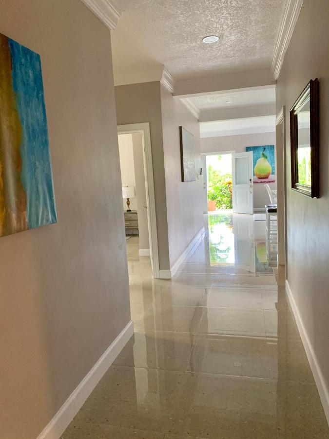 The Marina Villa De Sonja โอโชรีโอส ภายนอก รูปภาพ