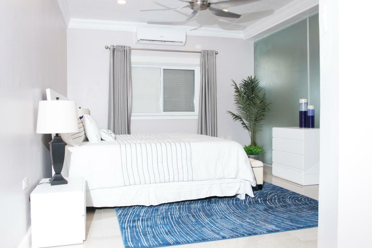 The Marina Villa De Sonja โอโชรีโอส ภายนอก รูปภาพ